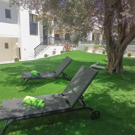 Debbi Appartments And Hotel Ialysos  Dış mekan fotoğraf