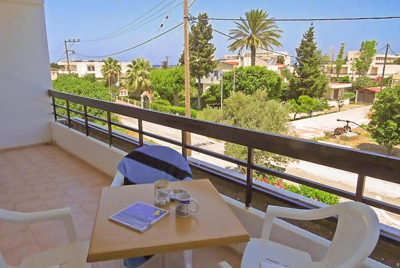 Debbi Appartments And Hotel Ialysos  Dış mekan fotoğraf