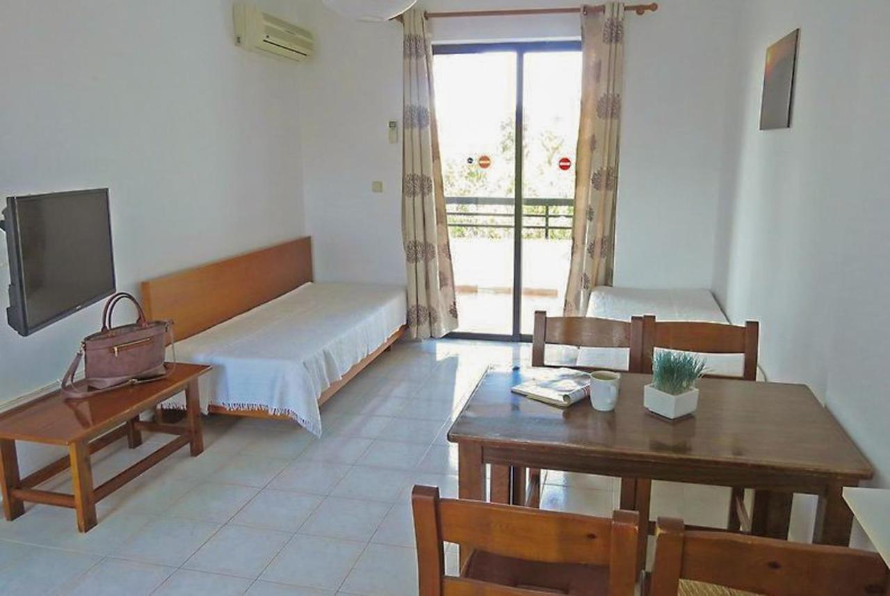 Debbi Appartments And Hotel Ialysos  Dış mekan fotoğraf